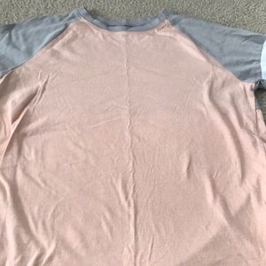 Size small hollister oversized long sleeve tee